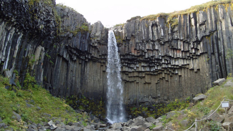 Svartifoss 2